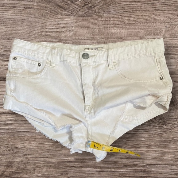 Free People Bone Color Shorts Size 29 - Picture 7 of 9